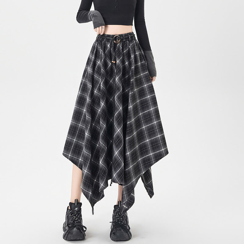 Asymmetrischer karierter Grunge-Midirock