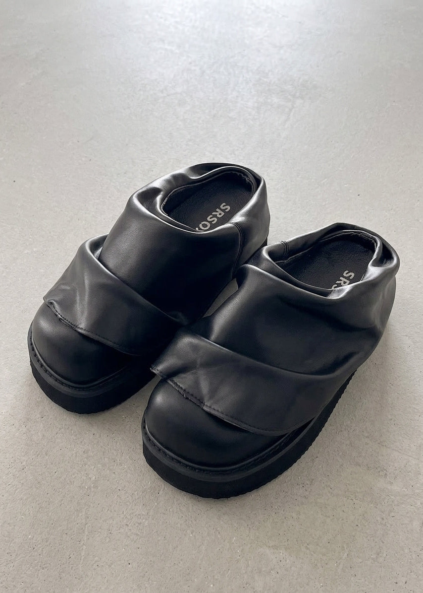 Closed-Toe Chunky Platform Slippers