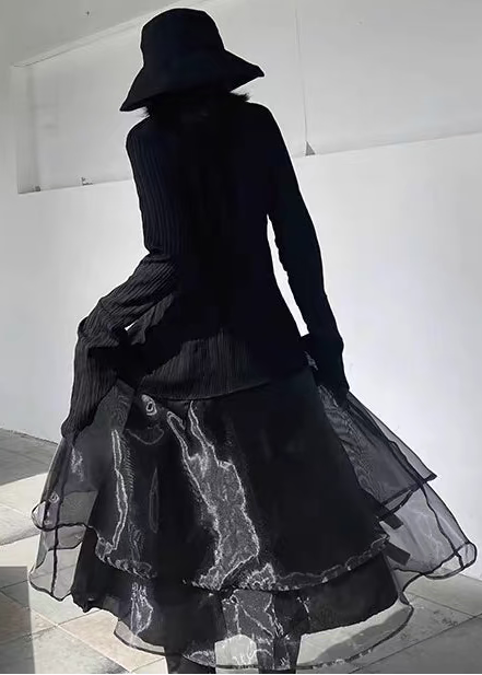 Авангардна спідниця міді з тональною вишивкою (Yamamoto Aesthetic)
